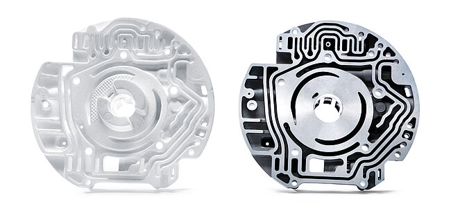 
			A white technical molded part as a cluster for Lost Foam processes and a metal casting